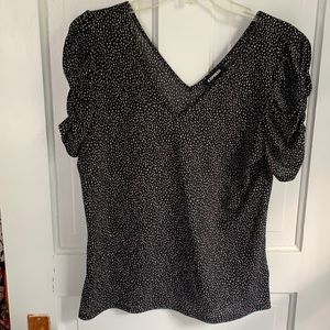 V neck top